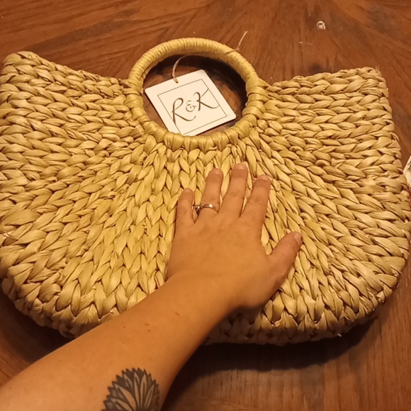 Handbag - Picture 2 of 3